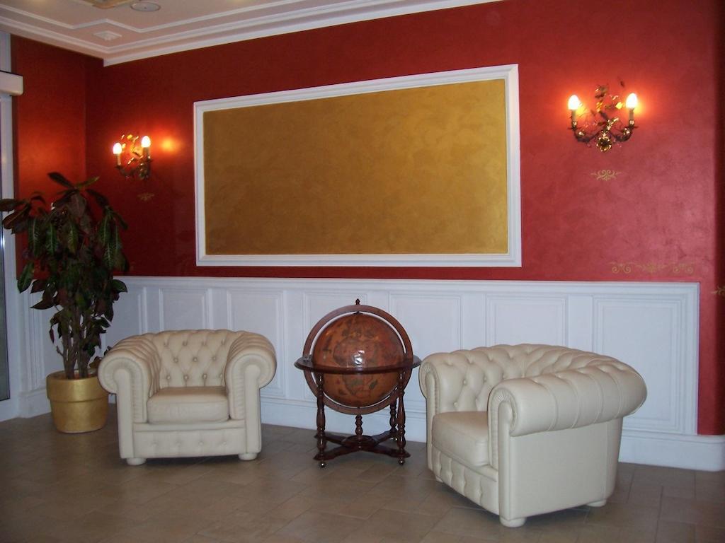 Hotel Madonna Delle Grazie Ceglie Messapica Dış mekan fotoğraf