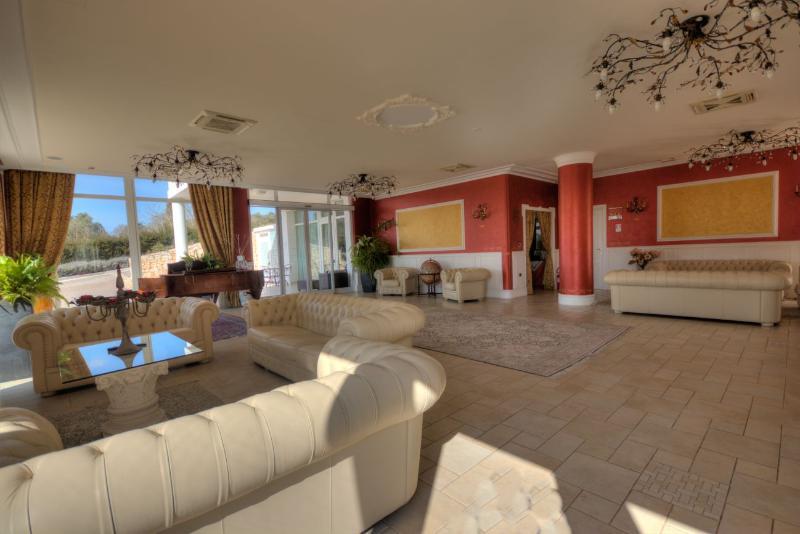 Hotel Madonna Delle Grazie Ceglie Messapica Dış mekan fotoğraf
